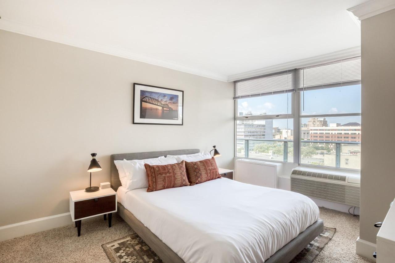 Cozysuites 800 Tower 2Br With Gym! 28 Луисвилл Экстерьер фото